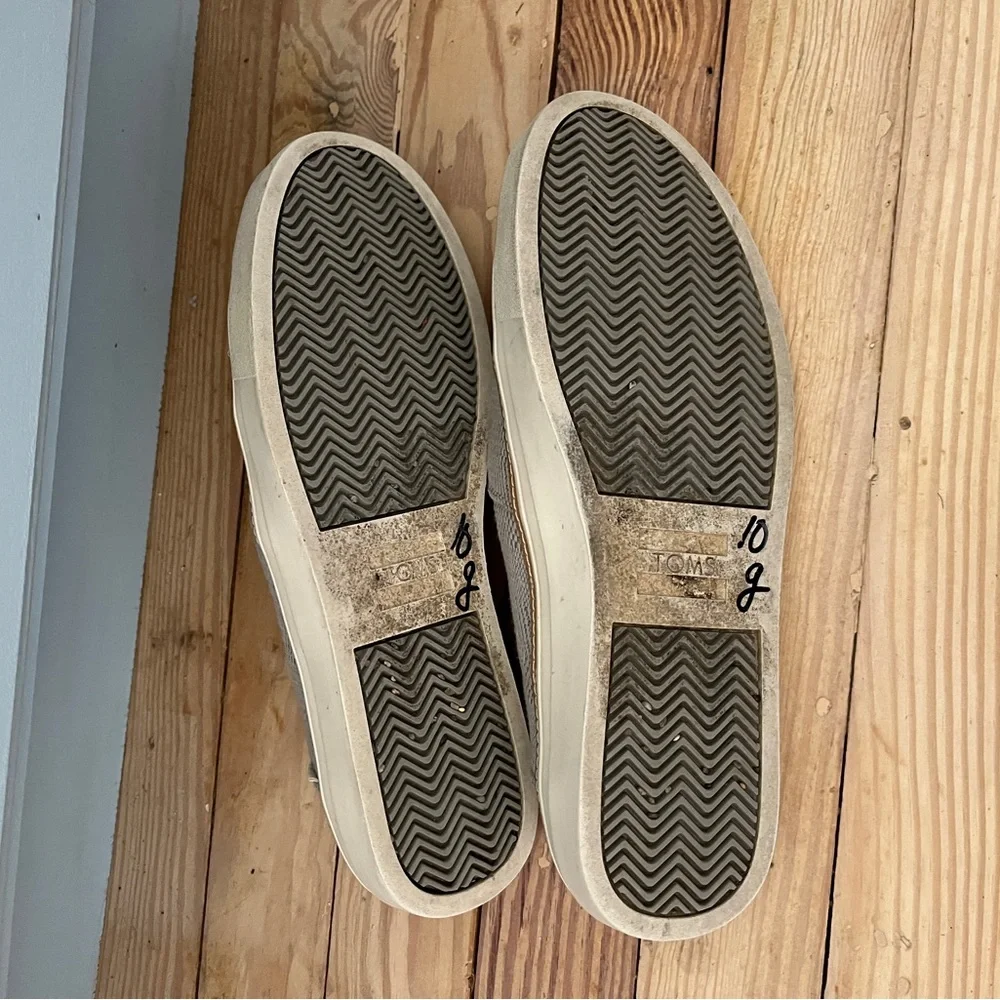 Women’s Toms grey comfortable casual espadrilles‎ slip on shoes size 8.5